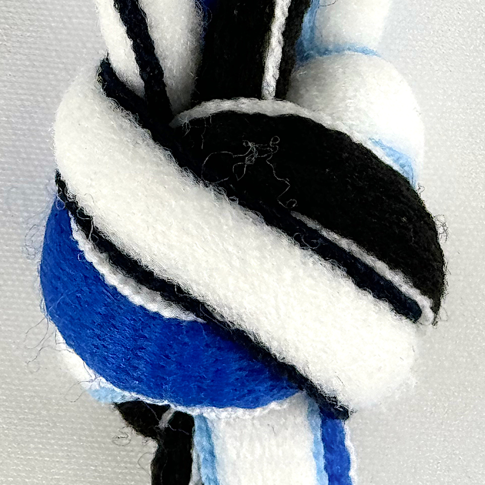 Four strand quadruple connection knot