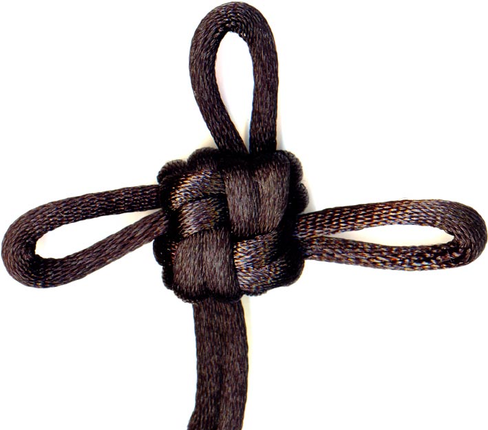 square reverse crown luck knot