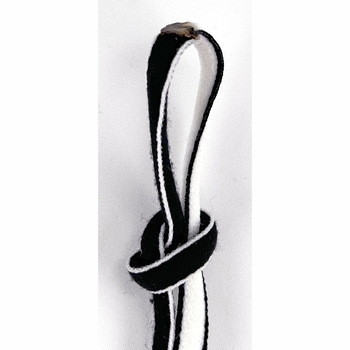 Completed overhand slip knot.